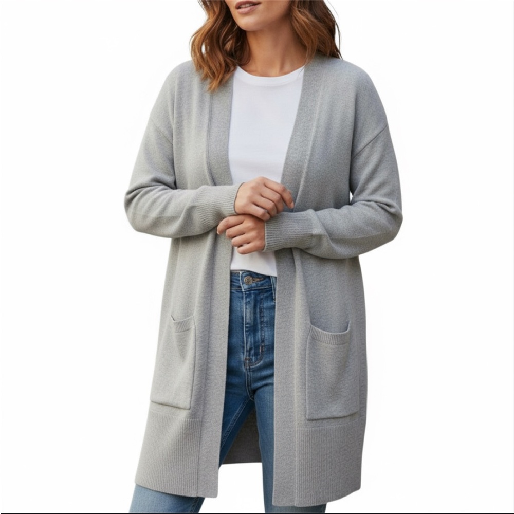 89th + Madison,  Gray Open Cardigan with Pockets. Unique Ribbing on‎ Back. 3X